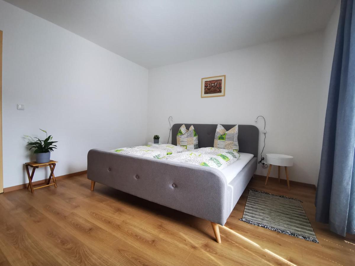 Pension Bergfried ฮัลล์สตัทท์ ภายนอก รูปภาพ